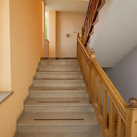 Toni Apartman