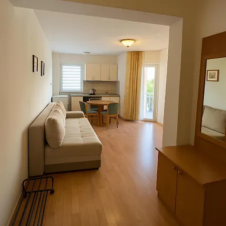Toni Apartman Sveti Filip i Jakov