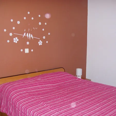 Toni * סבטי פיליפ אי ג'קוב