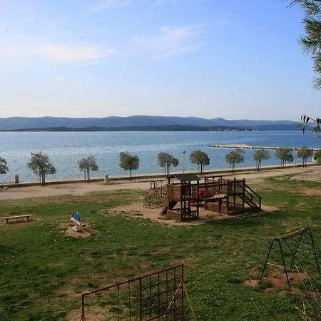 Apartman Toni *