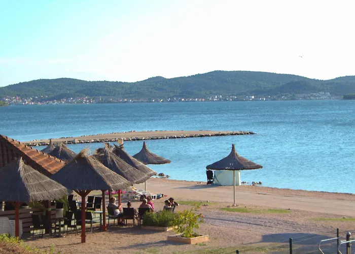 Toni アパート スベティ・フィリップ・イ・ヤコブ